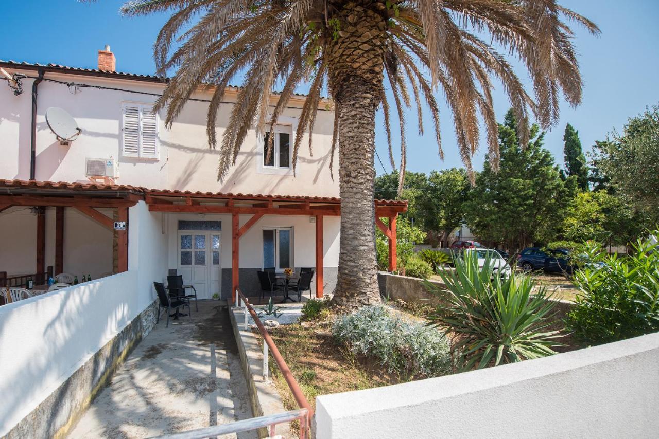 Apartments Smoky M Novalja Exterior foto